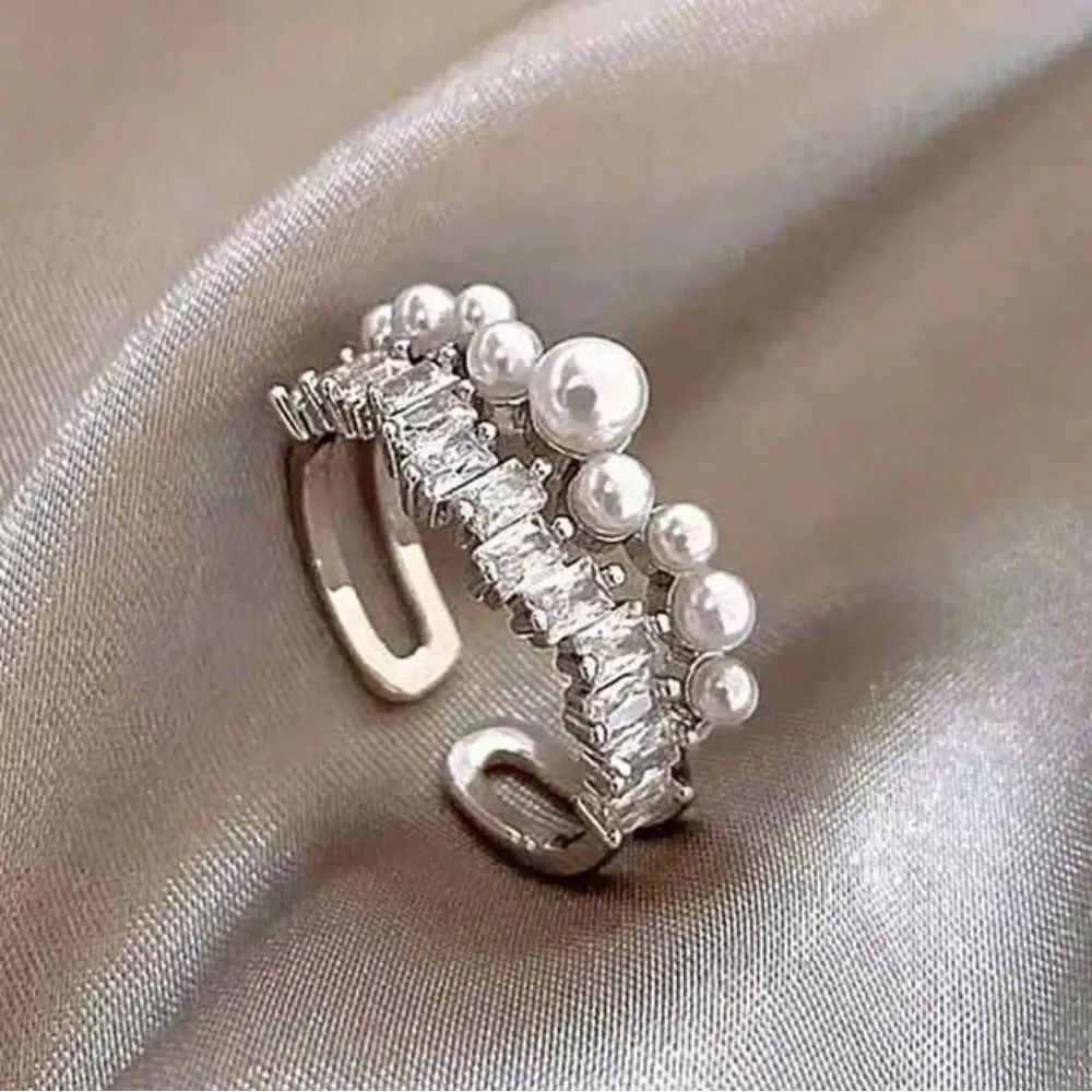 Silver Ring with Pearls R107